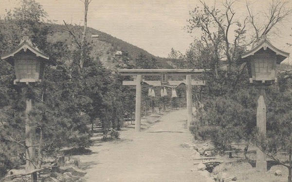鎮江山八幡宮.jpg